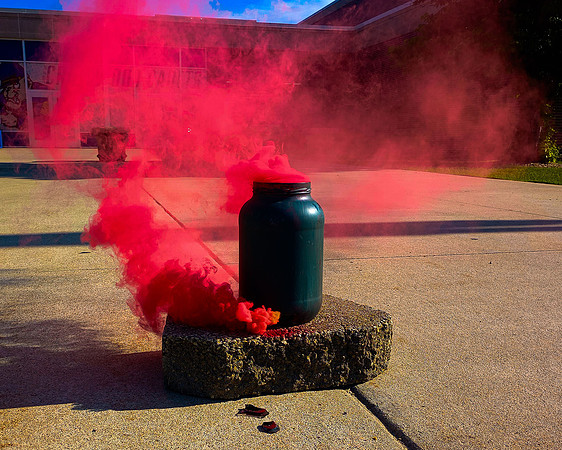 Smoke bomb Jar